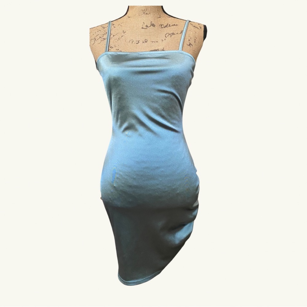 Rue 21 satin bodycon mini dress